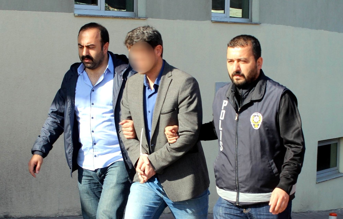 Kayseri\'de 25 Öğretmene Fetö Gözaltısı