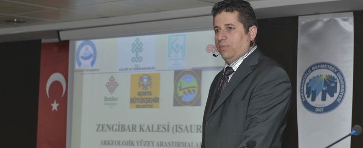 Kmü\'de Zengibar Kalesi Konferansı