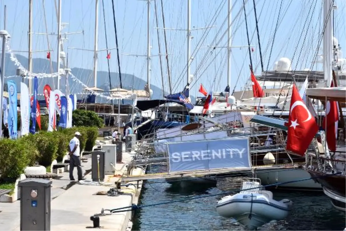 Milyon Avroluk Yatlar Marmaris\'te Sergileniyor