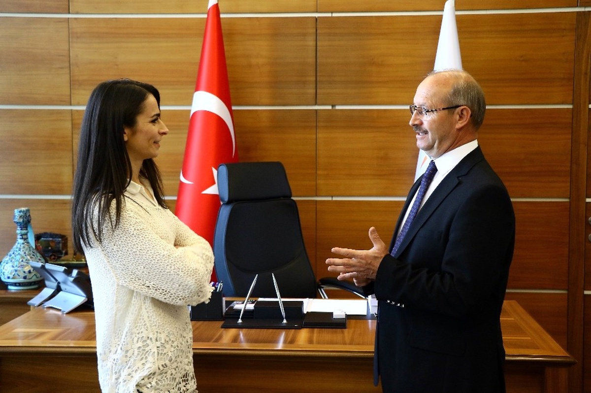 AK Parti\'li Sorgun: "Yeni Dönemde Öne Çıkacak İki Şey Tevazu ve Daha Fazla Çalışma"