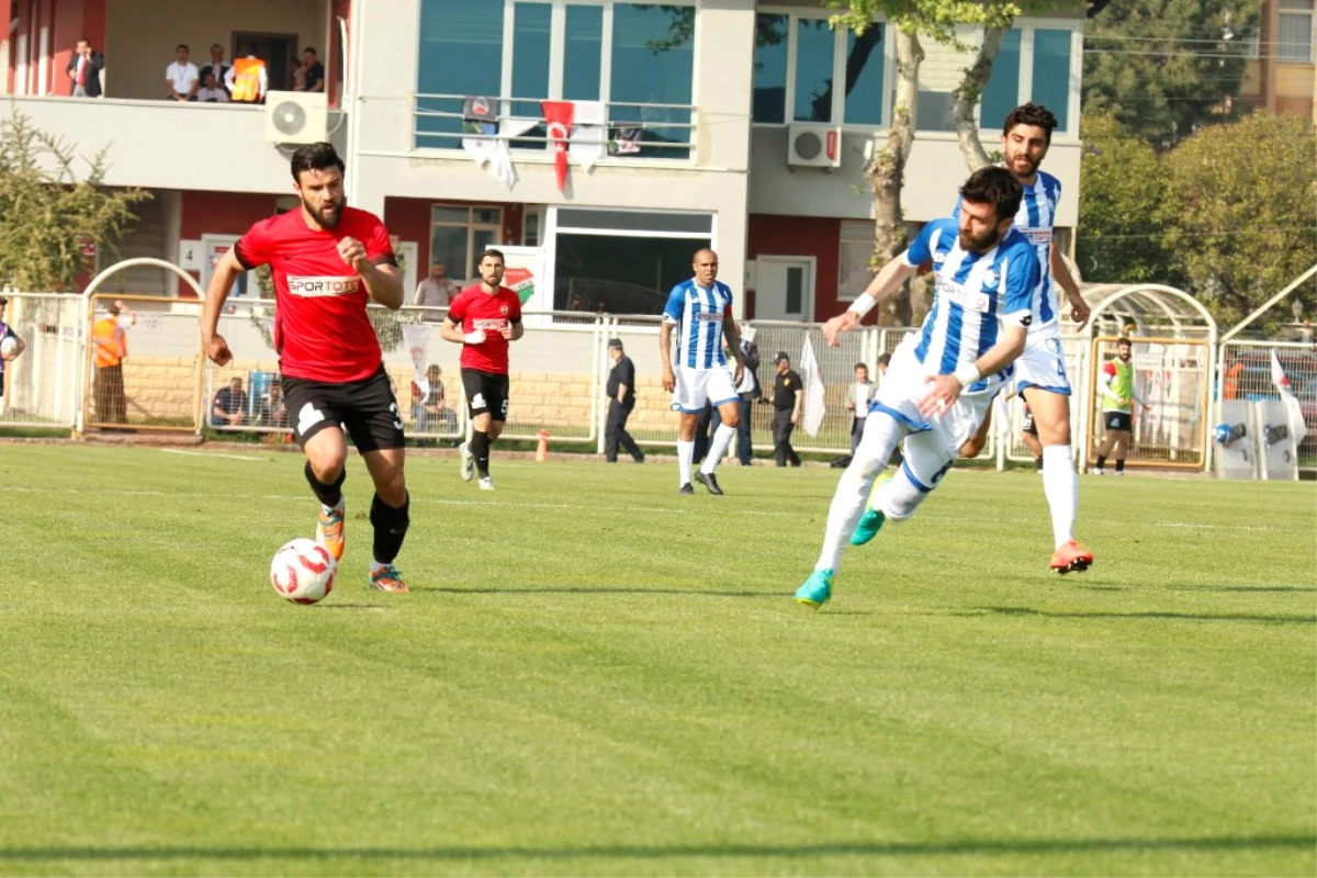 Play-Off\'ta avantaj Erzurumspor\'a geçti