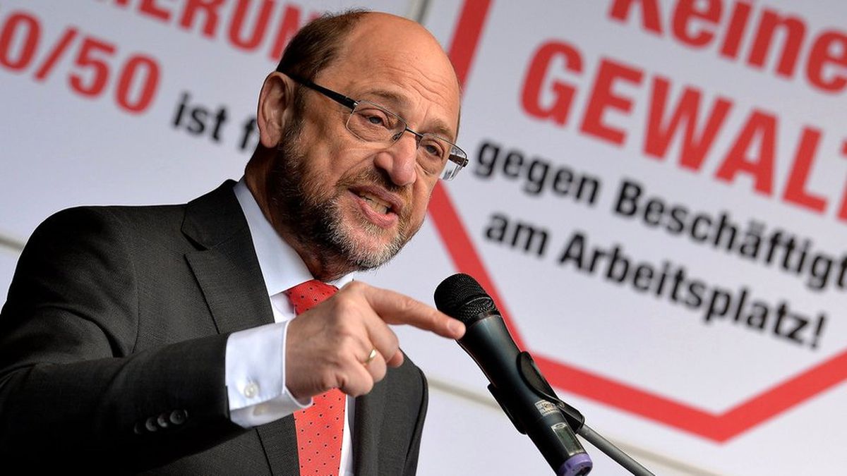 Schulz: Türkiye\'nin Olası İdam Referandumunda Almanya\'da Oy Kullanılmamalı