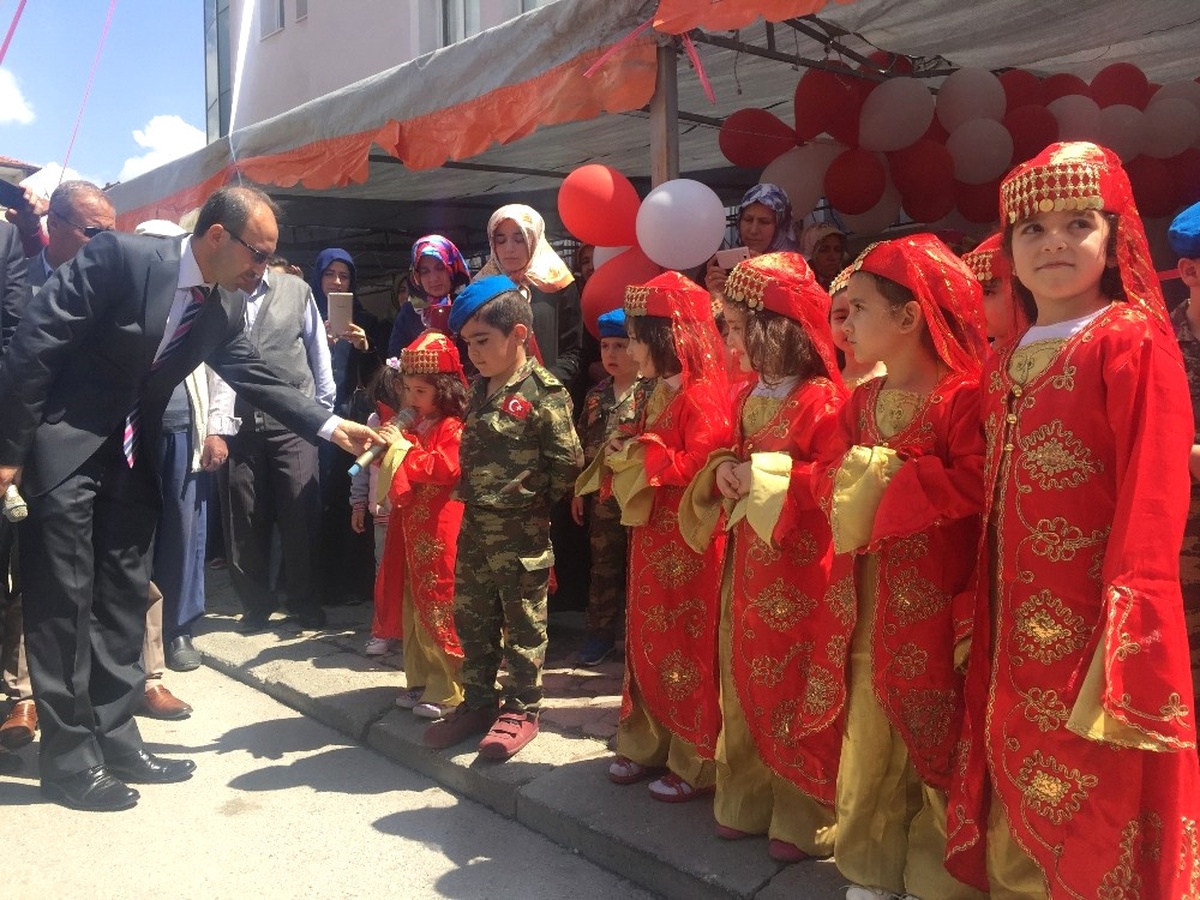 Sungurlu\'da "Hayır Çarşısı" Dualarla Açıldı