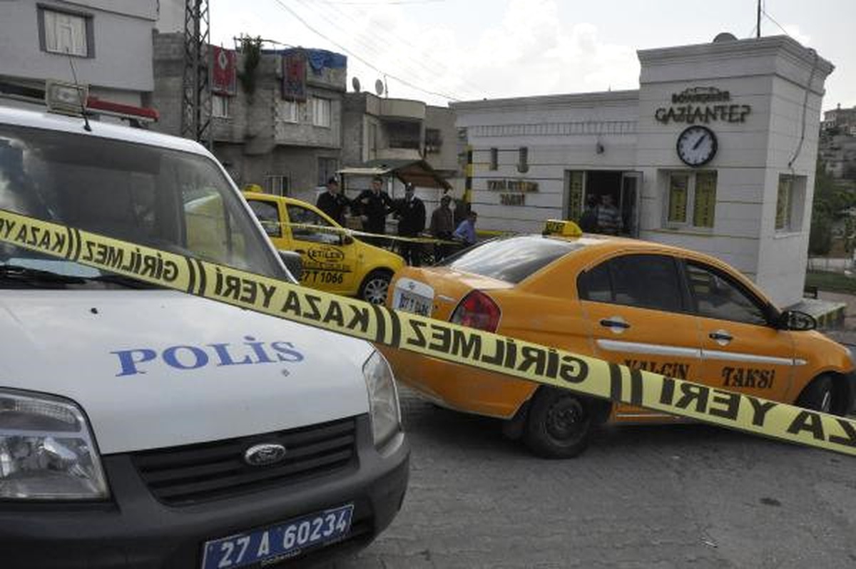 Taksi Şoförü, Alacağını İsteyen Patronunu Av Tüfeğiyle Yaraladı