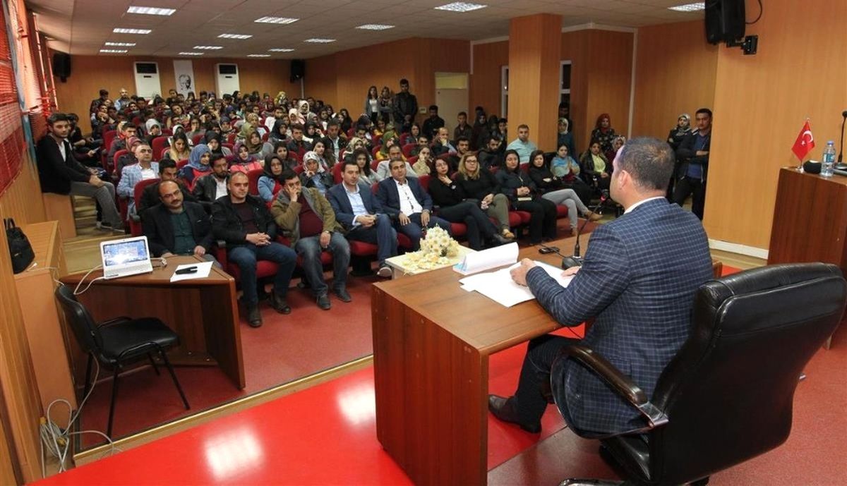 Teso Başkanı Tekin\'den Öğrencilere Konferans