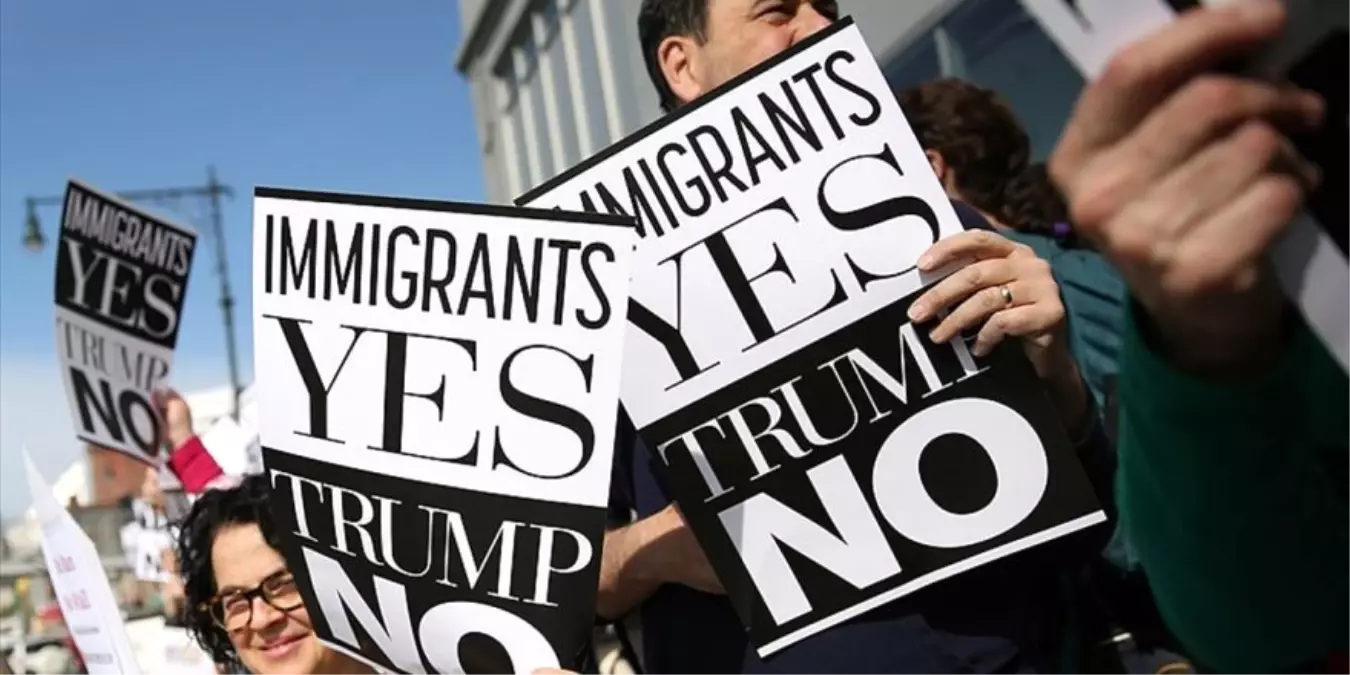 Trump\'a Başkanlığı Döneminin İlk New York Ziyaretinde Protesto