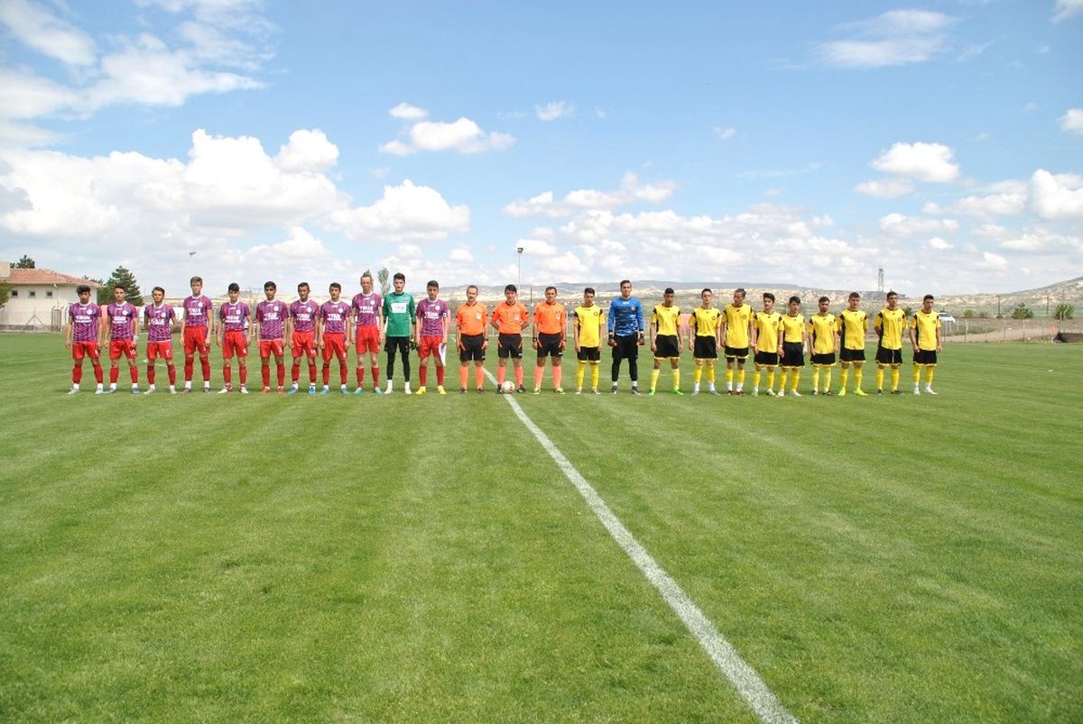U-19 Grup Müsabakalarında İlk Maçlar Oynandı