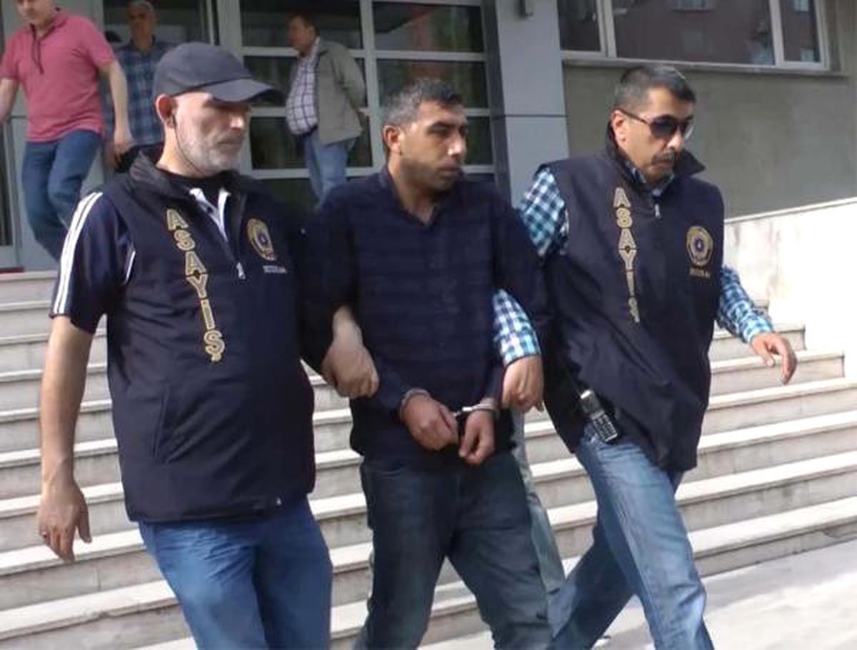 Yaşlı Kadını Dolandırıcılara Kaptırdığı Altınları Polis Kurtardı