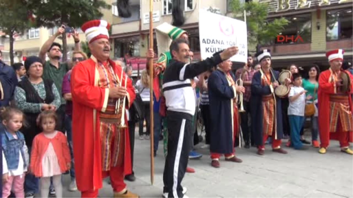 Adana Yörükler Develerle Sokağa Çıktı