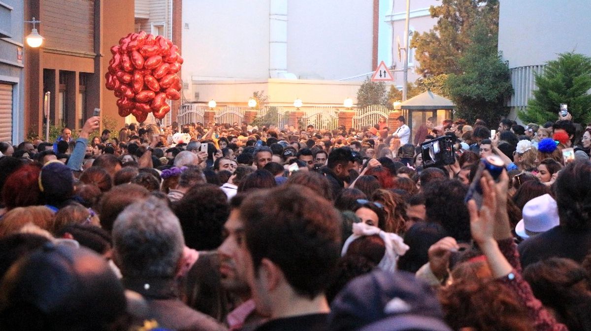 Ahırkapı\'da Coşkulu Hıdırellez Kutlaması