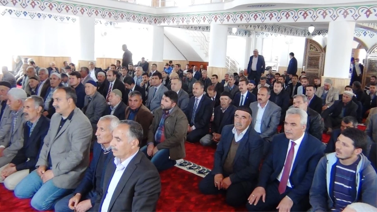 Erciş\'te Hazreti Ömer Camisi Hizmete Açıldı