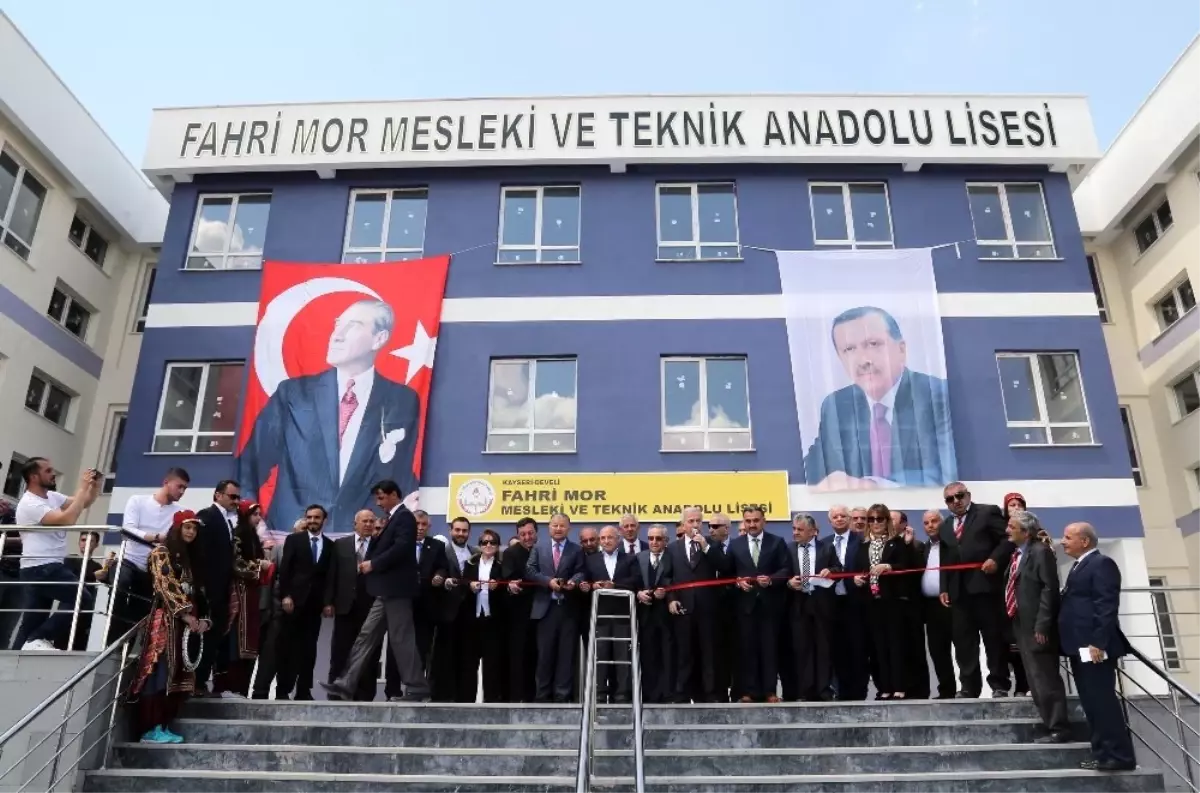 Fahri Mor Mesleki ve Teknik Anadolu Lisesi\'nin Açıldı