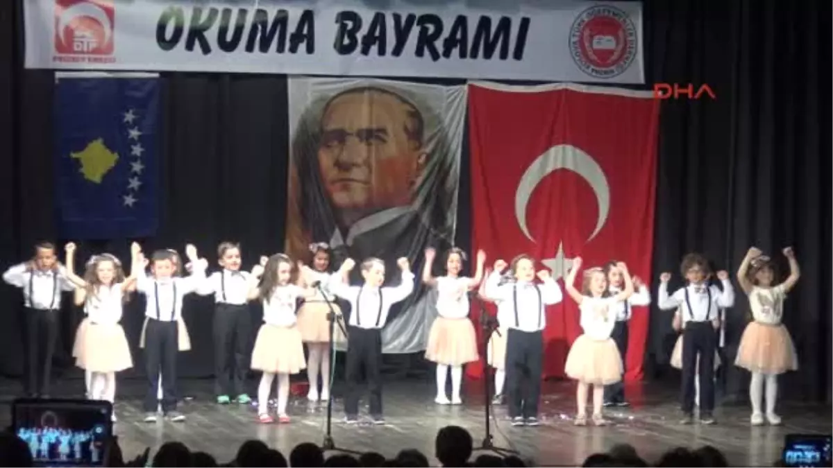 Kosova\'da \'Türkçe Okuma Bayramı\'na Yoğun Ilgi