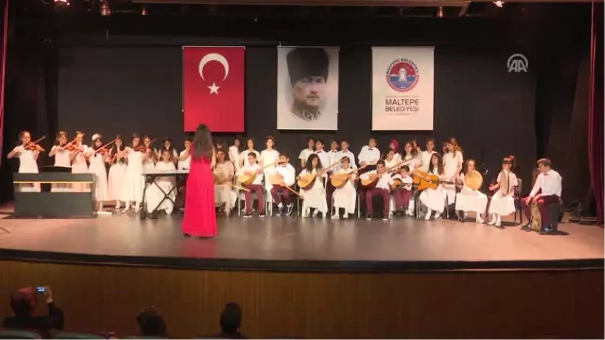 Köy Orkestrası"Ndaki Öğrenciler, Sahne Aldı - Istanbul