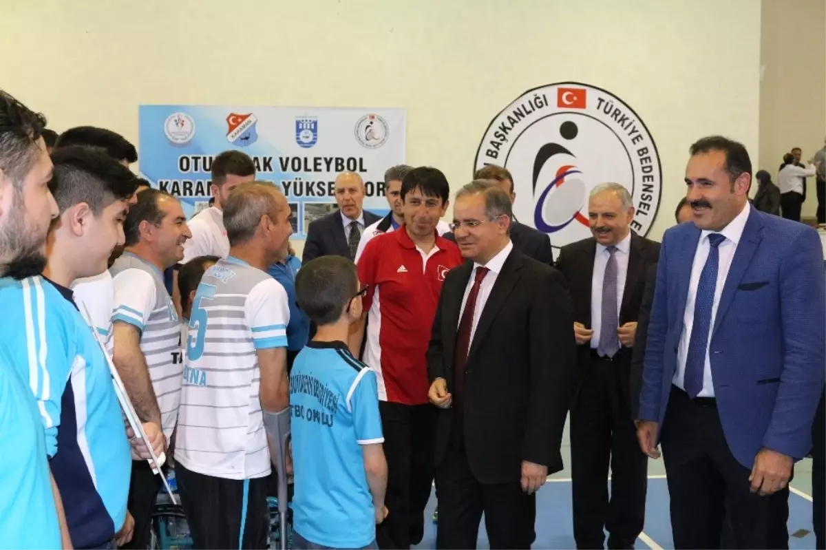 Oturarak Voleybol 2. Lig Final Müsabakaları Karaman\'da Başladı.