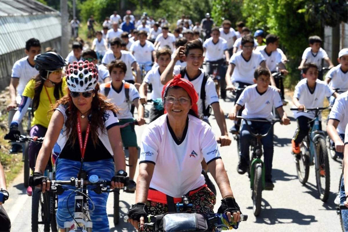 Antalya\'da "Köyüm Bisiklete Biniyor" Etkinliği
