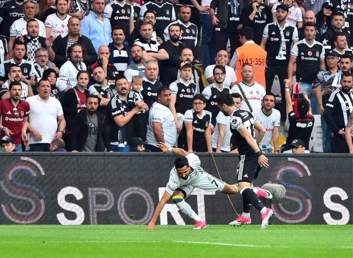 Beşiktaş Ilk Yarıyı Önde Kapattı