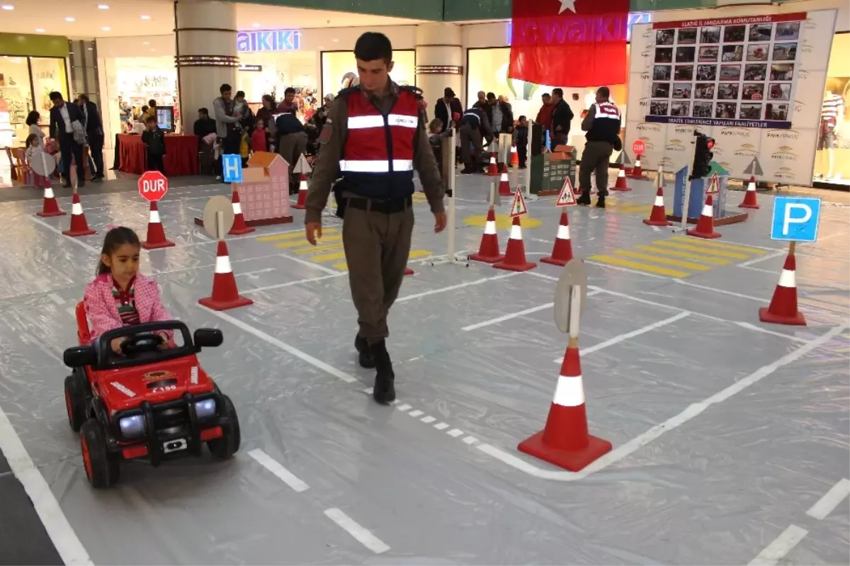 Çocuklar, Trafik Kurallarını Eğlenerek Öğrendi