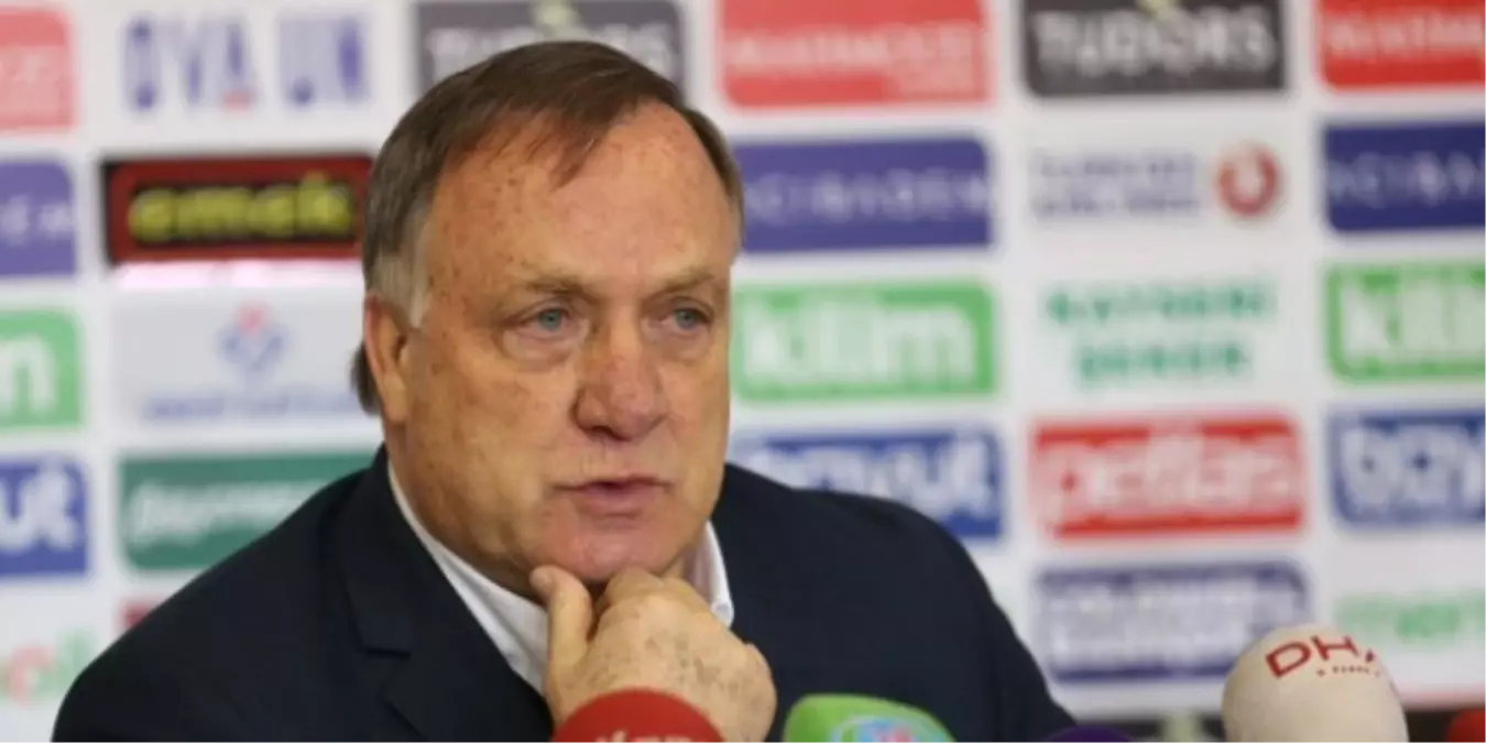 Fenerbahçe Teknik Direktörü Advocaat: "Beşiktaş Daha İyi Olan Taraftı Ama O Kadar da İyi...