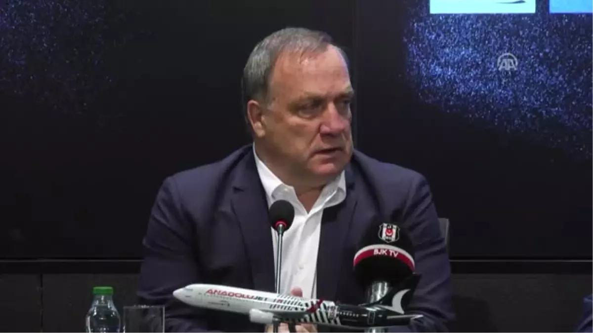 Fenerbahçe Teknik Direktörü Advocaat Beşiktaş Daha İyi Olan Taraftı Ama O Kadar da İyi Oynamadılar