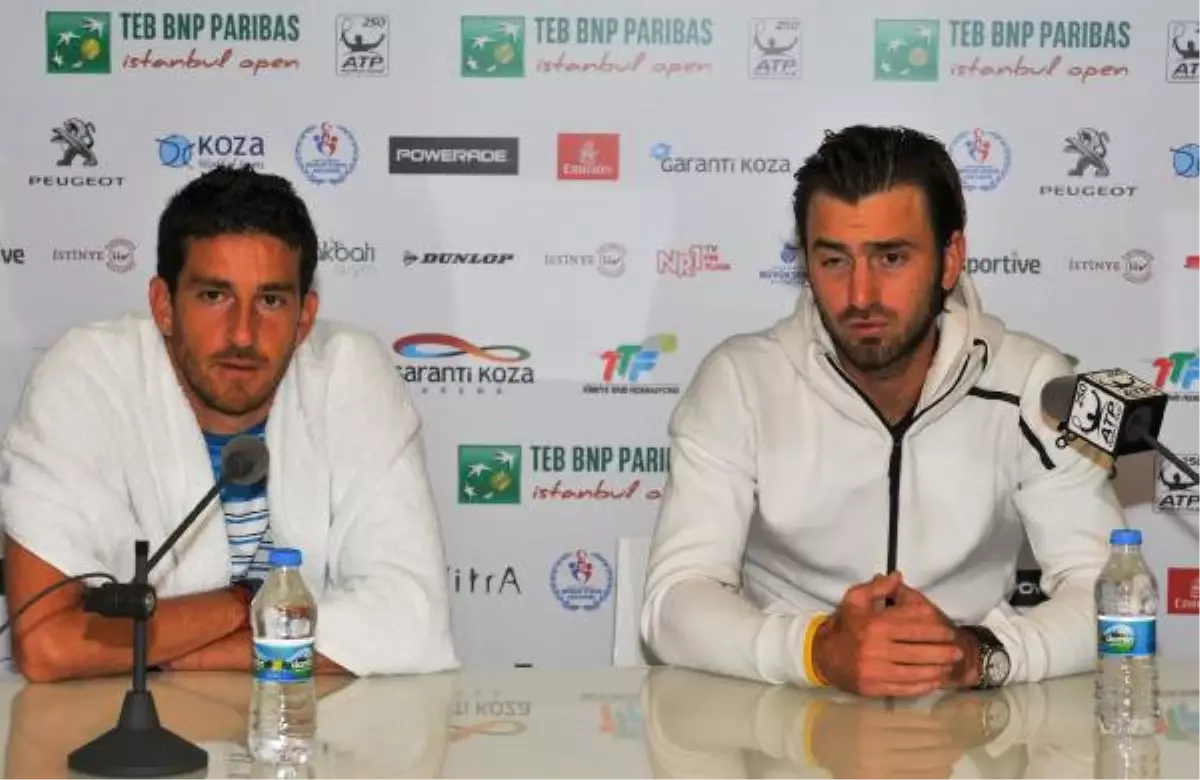 Teb Bnp Paribas İstanbul Open\'da Milli Tenisçi Tuna Altuna ile İtalyan Partneri Motti, Çiftlerde...