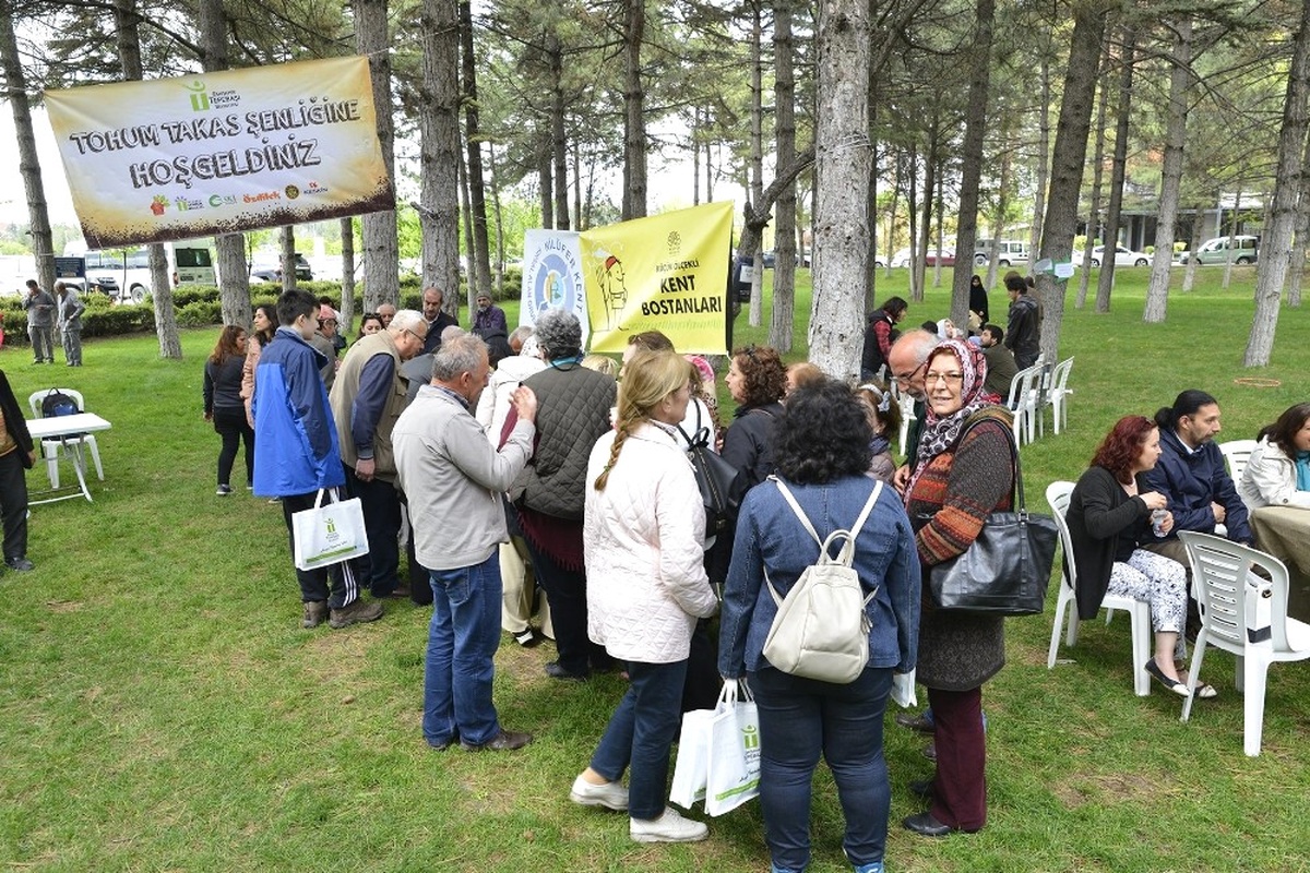2\'nci Tepebaşı Yerel Tohum ve Fide Takas Şenliği Yapıldı