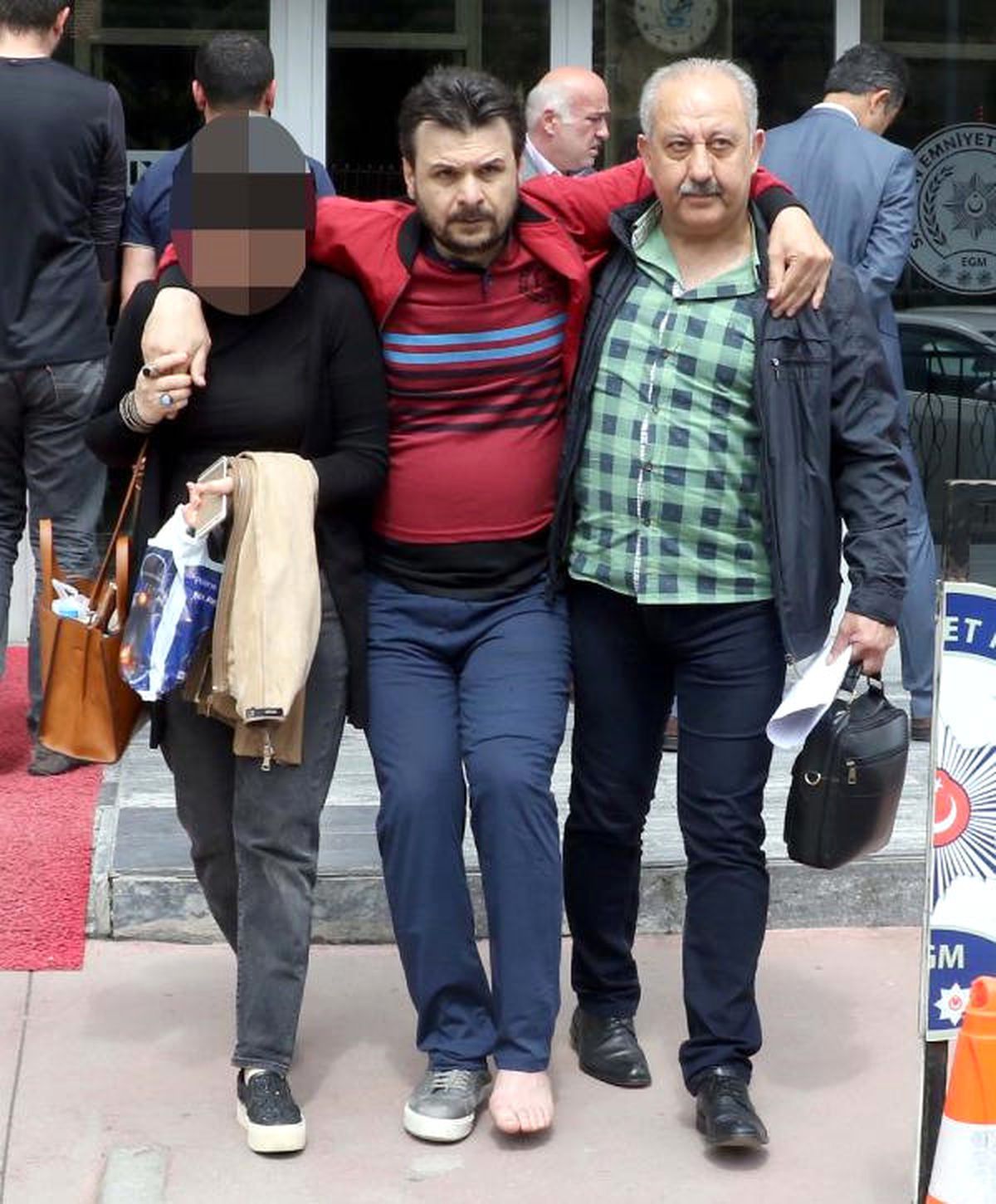 Ayağından Tabancayla Vurulunca 10 Suçtan Arandığı Ortaya Çıktı