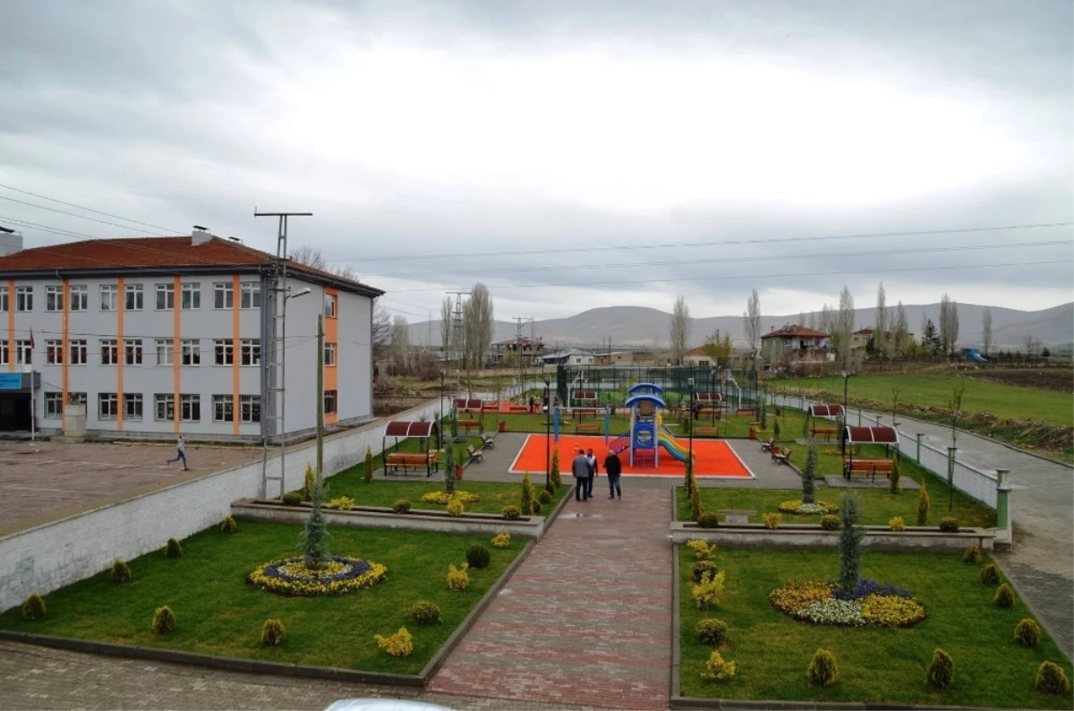Bünyan Belediyesi Akmescit\'te Yatırımlara Devam Ediyor