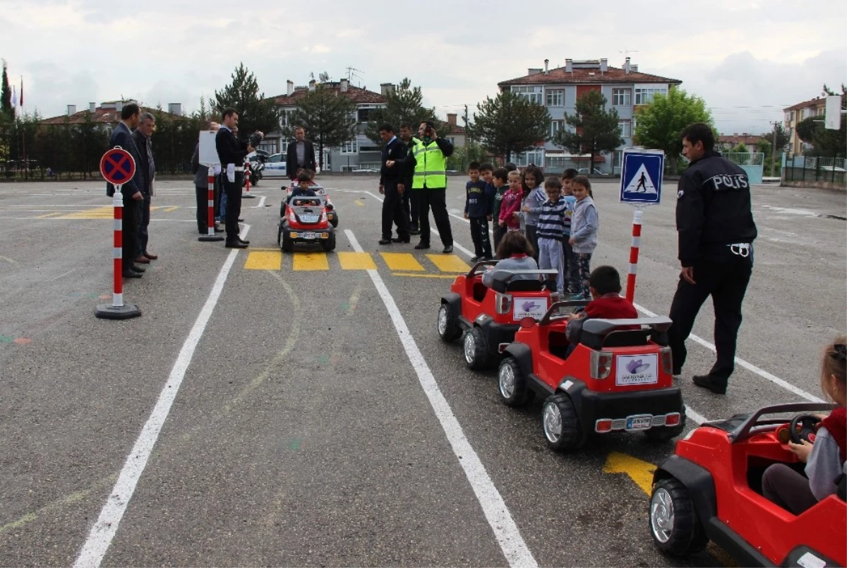 Çocuklar, Trafik Kurallarını Eğlenerek Öğrendi