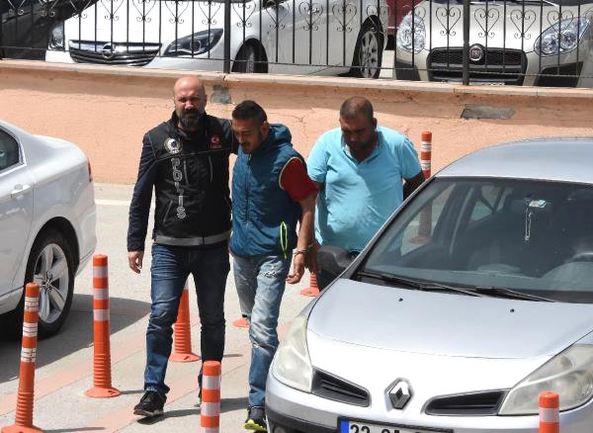 Edirne\'de 1.5 Kilo Bonzai Ele Geçti, 2 Gözaltı