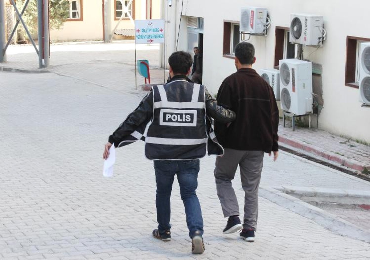 Elazığ\'da Fetö Operasyonunda 11 Şüpheli Tutuklandı