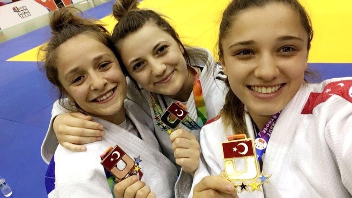 Judo Takımı Adana\'dan Madalyayla Döndü