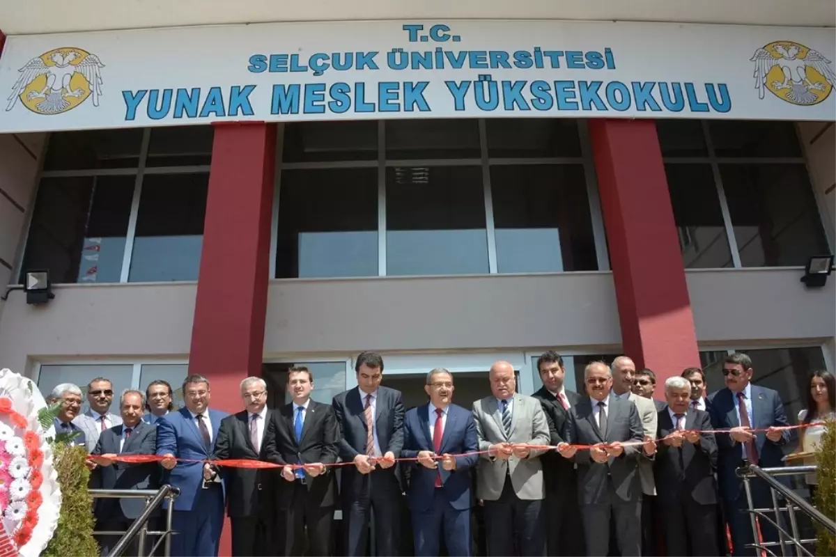 Selçuk Üniversitesi Yunak Myo Açıldı