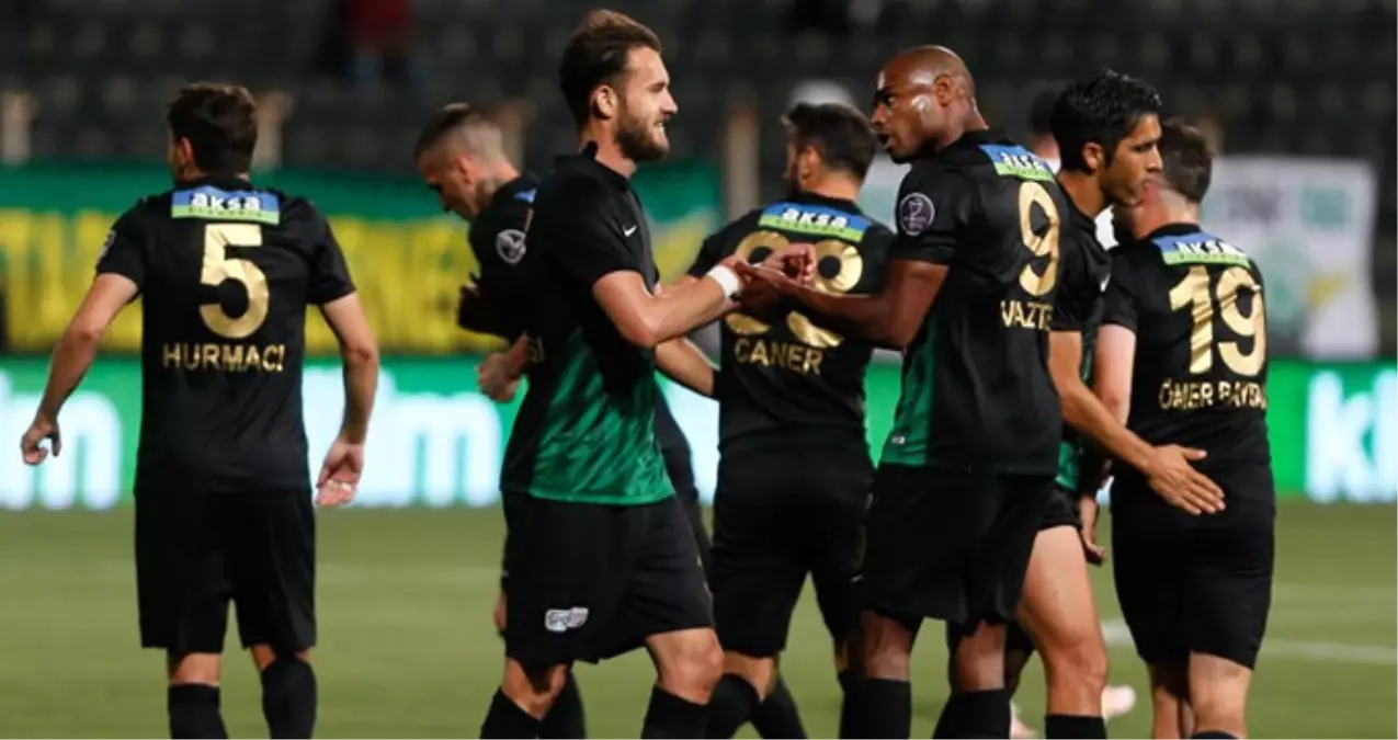 Süper Lig\'de Akhisar Belediyespor, Gaziantepspor\'u 6-0 Yendi