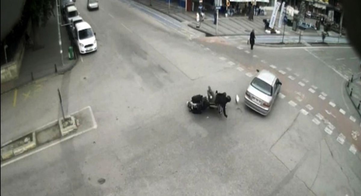 Trafik Kazaları Mobese Kameralarına Yansıdı