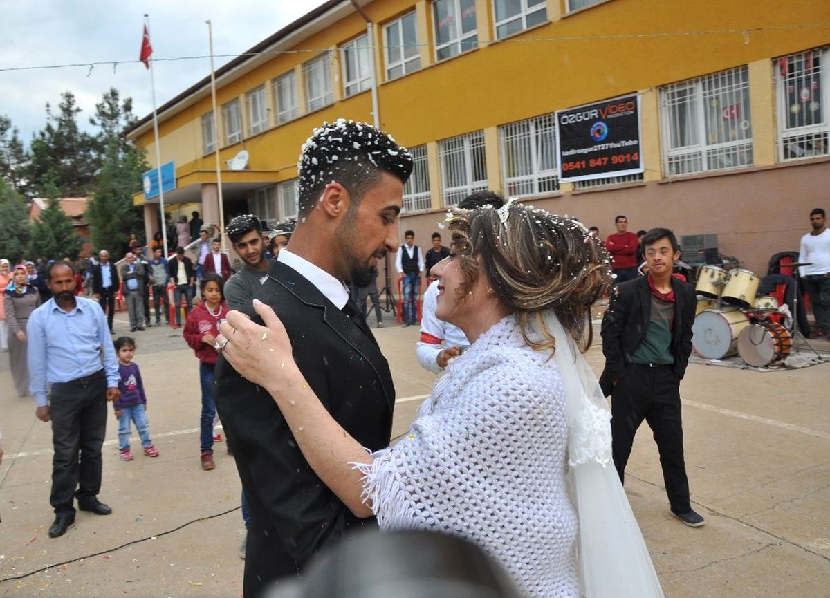 Ukraynalı Geline Türk Düğünü