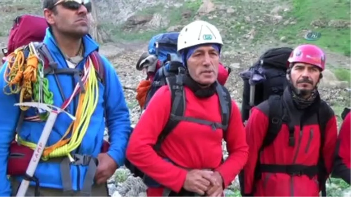 Yasaklı Bulunan Sümbül Dağı\'na Tırmandılar