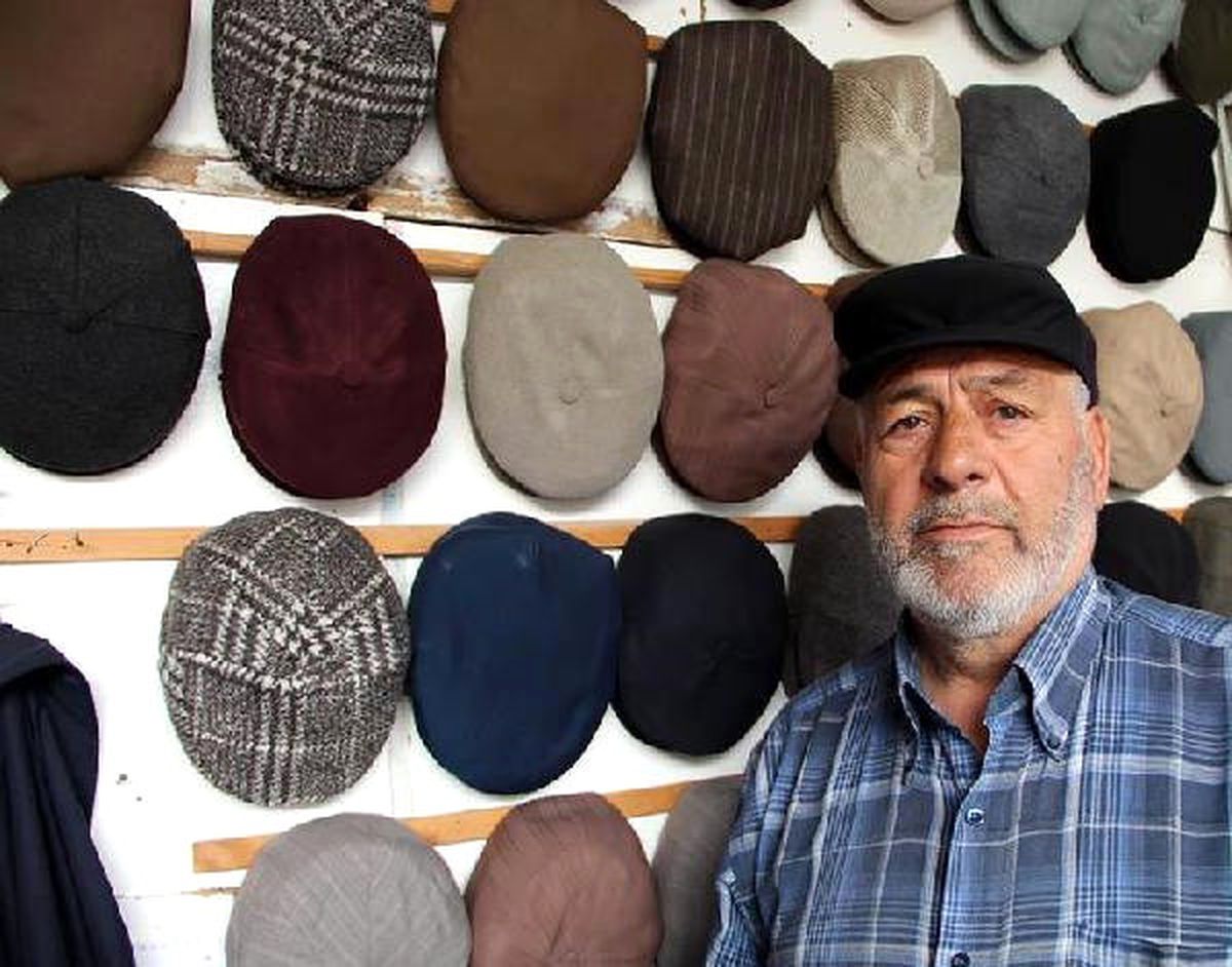 55 Yıldır Şapka Yapıyor