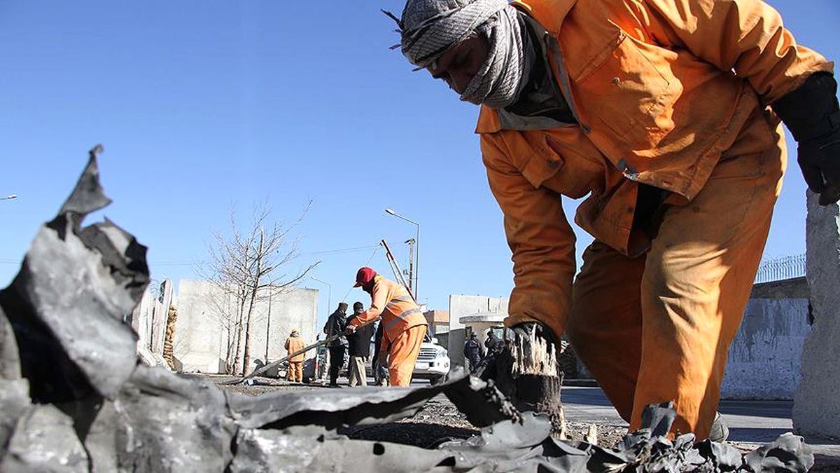 Afganistan\'da Medreseye Bombalı Saldırı