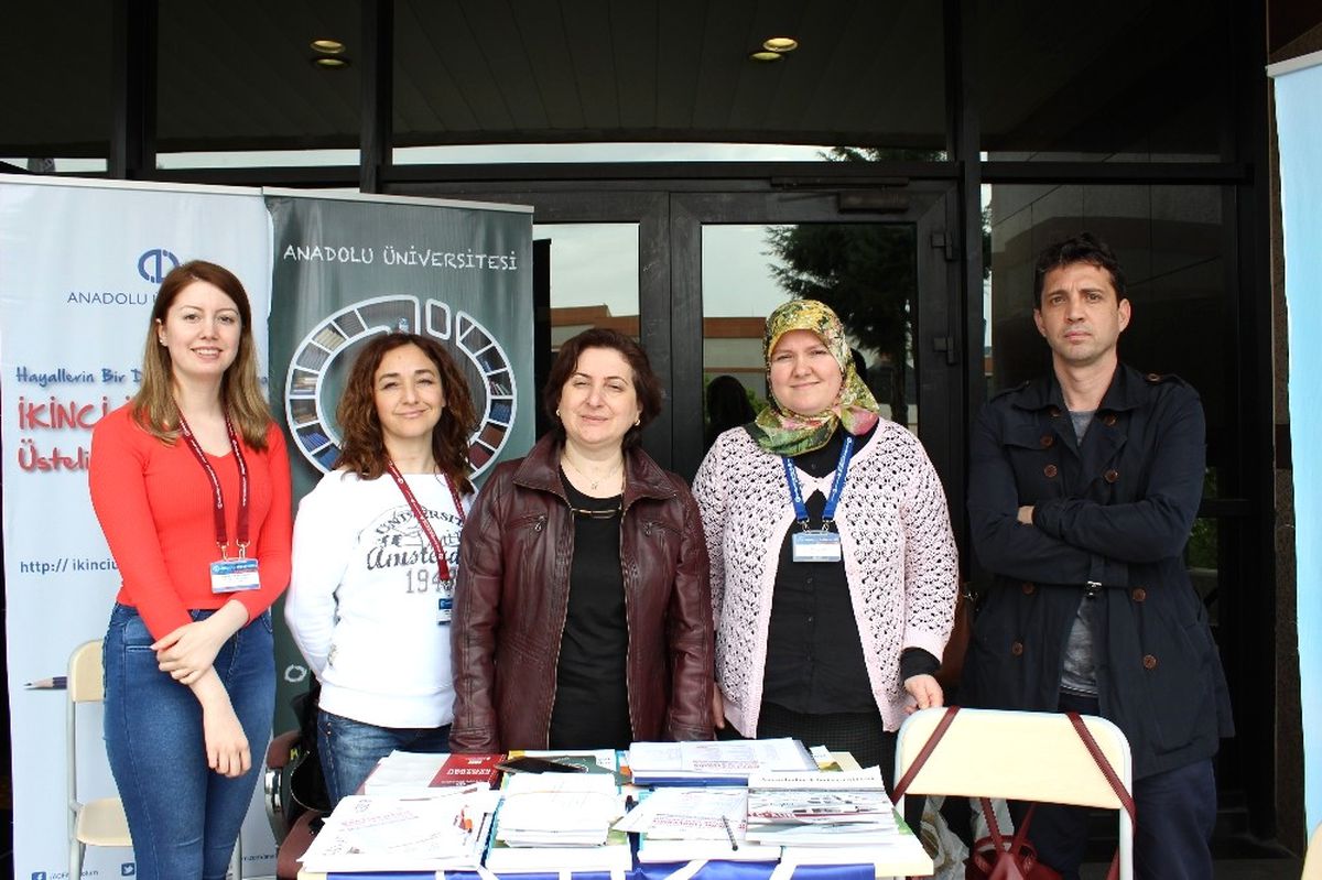Anadolu Üniversitesi, Kocaeli Üniversitesinde Tanıtım Standı Açtı