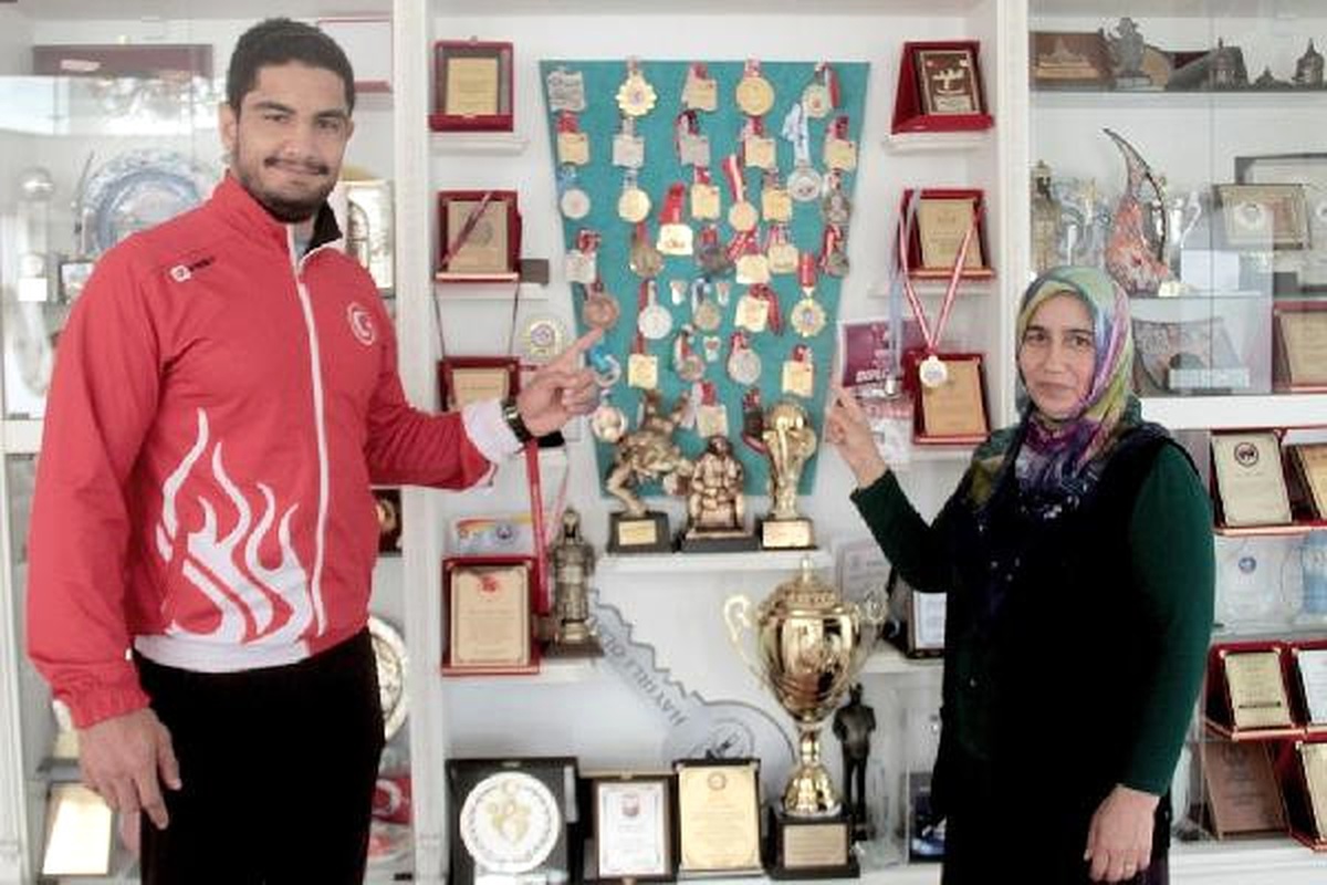 Avrupa Şampiyonu Taha Akgül: "Atletizmde Usain Bolt Neyse Güreşte de Ben Oyum"