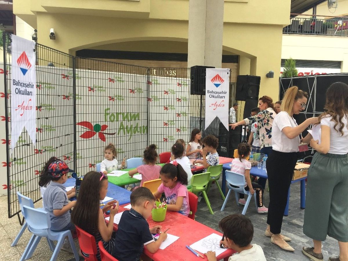 Aydın Bahçeşehir Koleji Atölye Çalışmaları ile Avm\'ye Renk Kattı