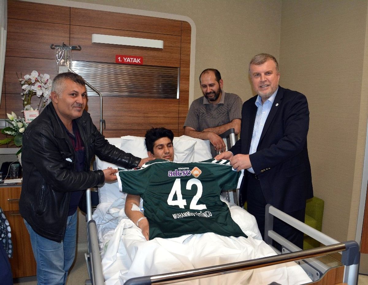 Başkan Şan\'dan Yaralanan Konyaspor Taraftarına Ziyaret
