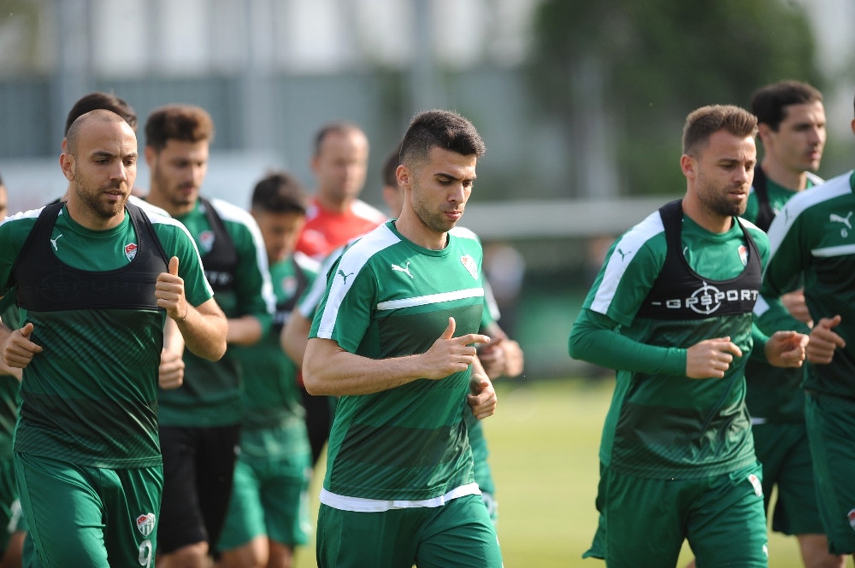 Bursaspor - Beşiktaş Maçının Biletleri Satışa Çıkıyor