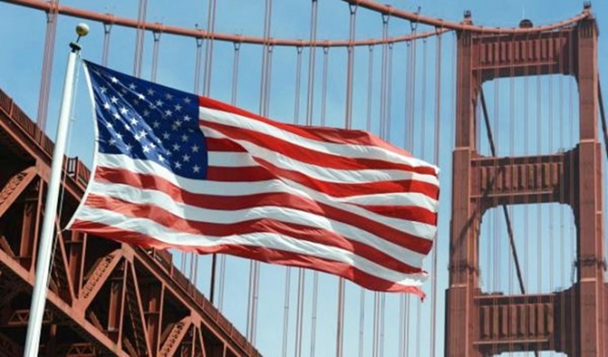 California\'da \'Komünistlik\' İşten Çıkarılma Sebebi Olmayacak