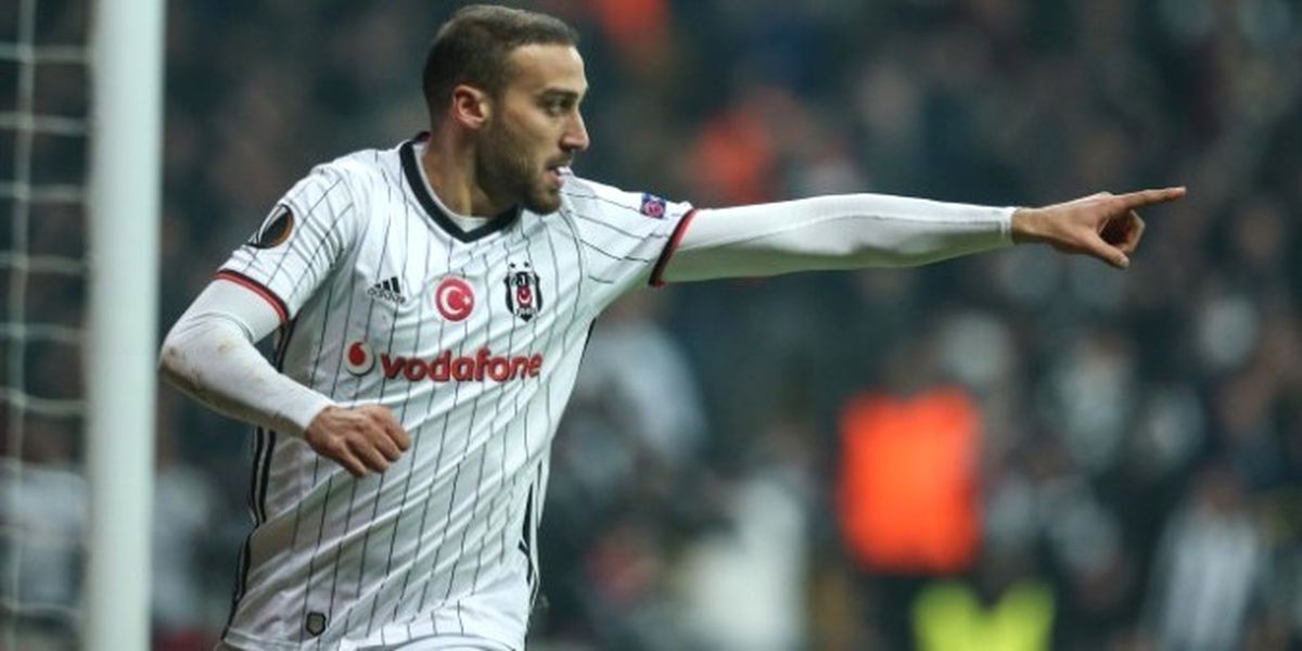Cenk Tosun Geride Kaldı!