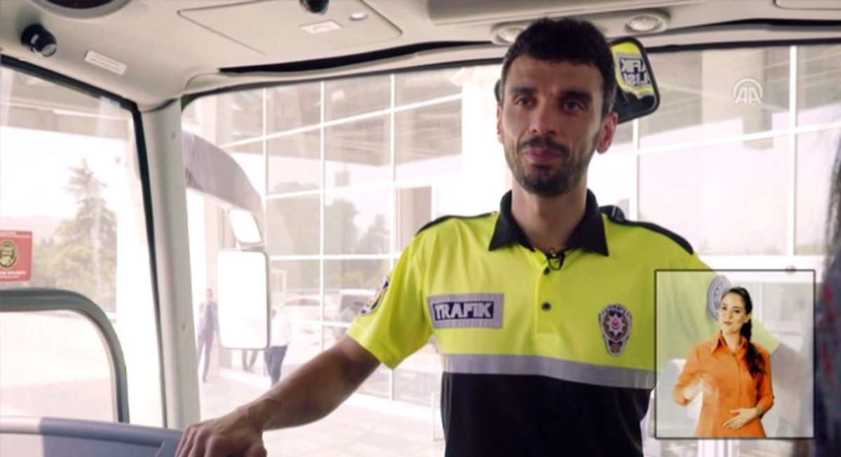 Emniyet, Kemer Kullanımına Kenan Sofuoğlu ile Dikkat Çekecek