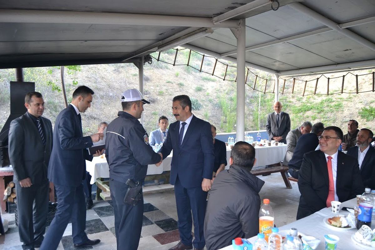 İl Emniyet Müdürlüğünde \'Ayın Personeli\' Uygulaması Devam Ediyor
