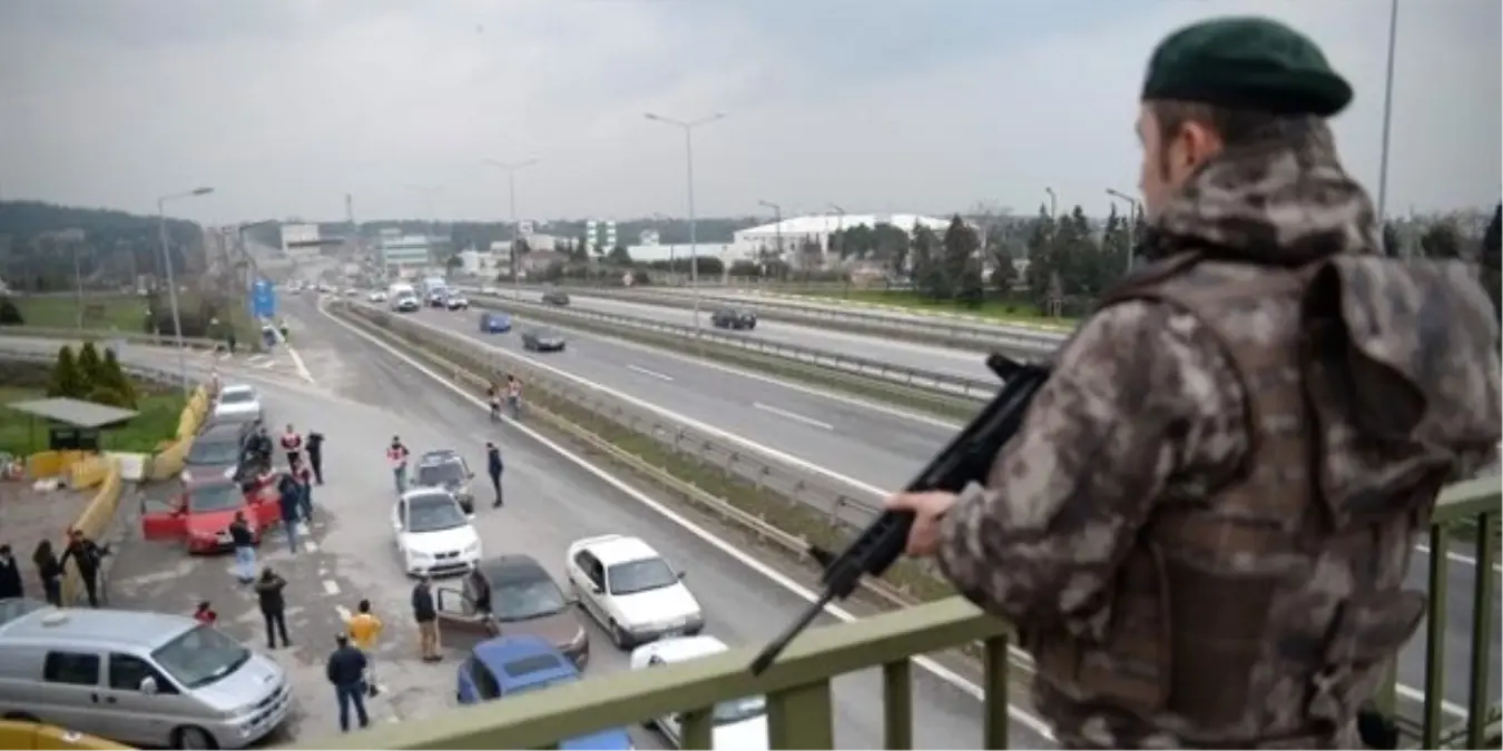 İstanbul\'da Kurt Kapanı 4 Operasyonu! 14 İlçede Alarma Geçildi