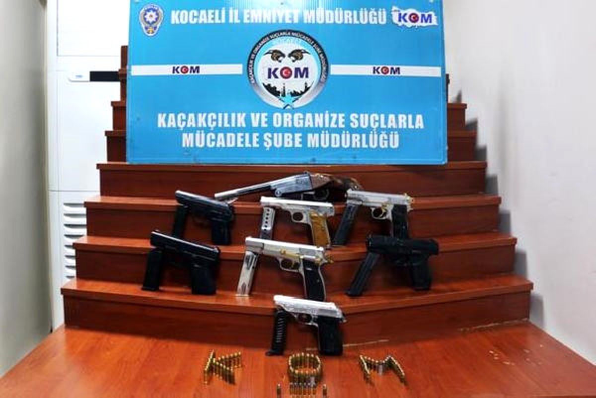 İzmit\'te Silah Operasyonu
